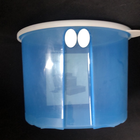 Fridgesmart Tupperware Keeps  vegetables and fruits longer - Picture 2 of 8